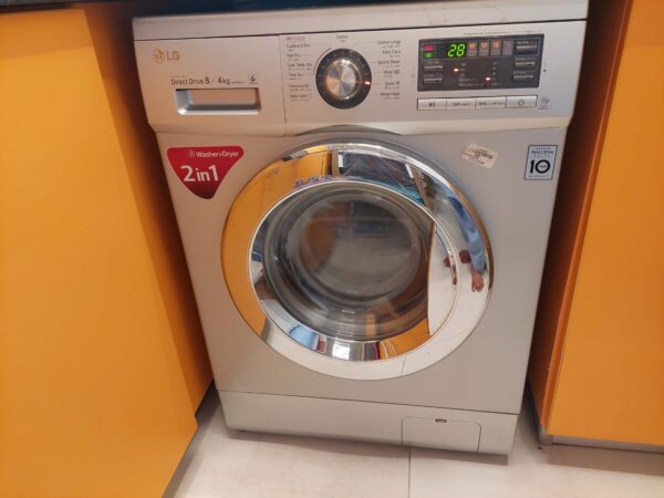 Used LG 8/4KG washer and dryer Combo 2in1 - Image 2