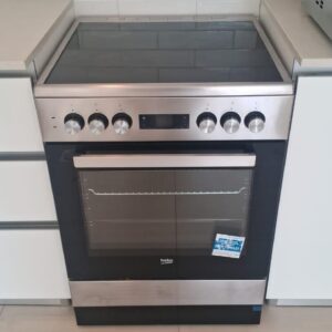 Used Beko 4 Ceramic Hubs Electric Cooker - Modern Design, Excellent Condition