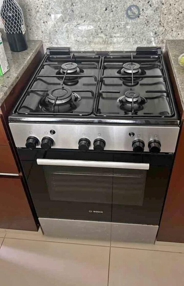 Used Bosch 4 Burner Gas Cooker 60cm - Great working order