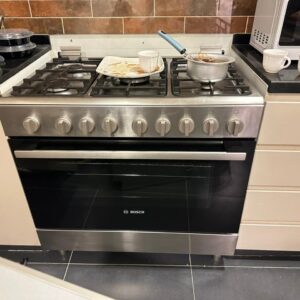 Used Bosch 5 Burner Gas Cooker 90cm - In very good shape