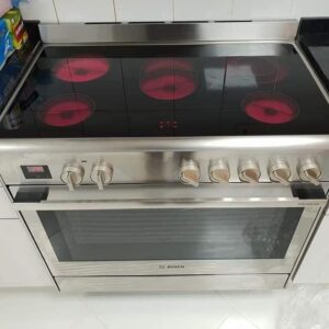 Used Bosch Serie8 Electric Cooker 90cm - Premium Quality, Top Condition