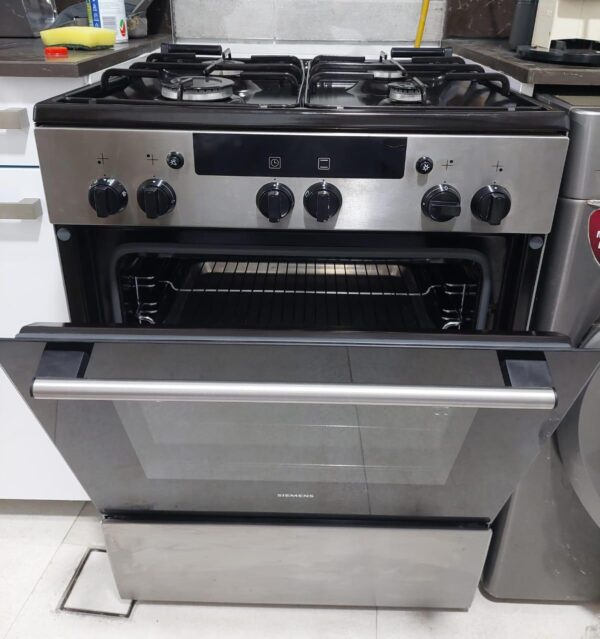 Used Siemens 4 burner gas cooker 60cm