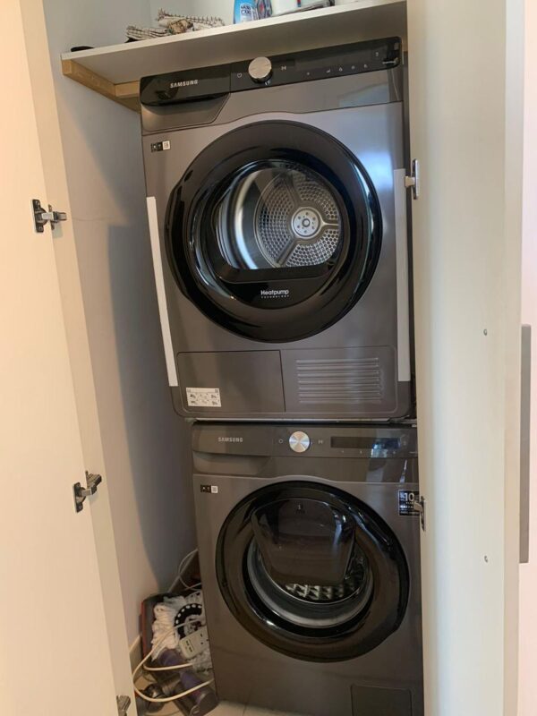 Used Siemens 9kg New Model Smart WiFi Washer Dryer - Premium Quality, Like New