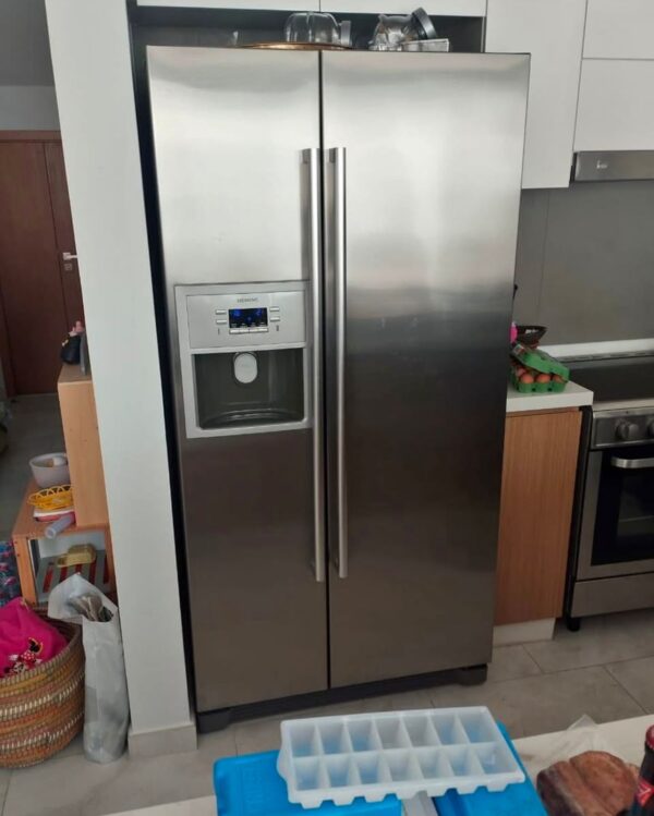 Used Siemens Side by Side Refrigerator with Water Dispenser Ice Maker - Luxury Features