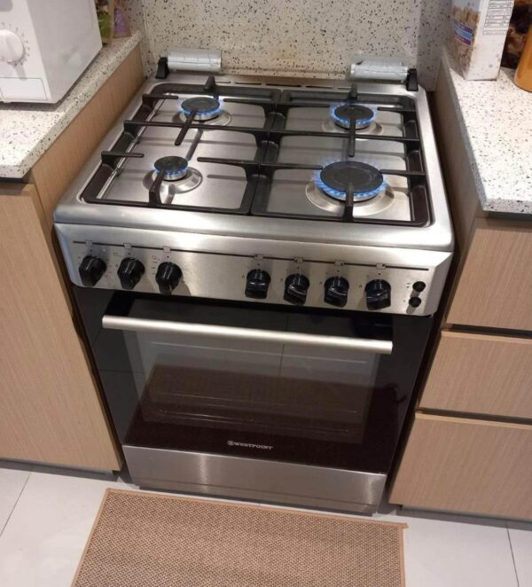 Used Westpoint 4 burner gas cooker 60cm - 850