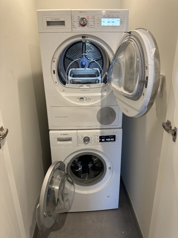 Used Bosch Series8 New Model Separate 9kg washer 9kg dryer Sleek Design, Excellent Performance