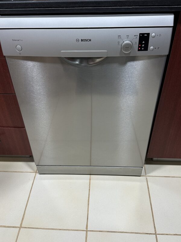 Used Bosch Dishwasher Excellent Condition - Image 2