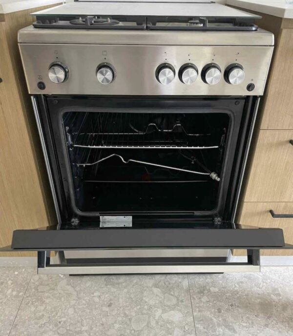 Used Beko 4 burner gas Cooker 60cm - Modern & Efficient, Great Value