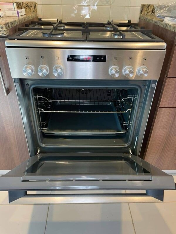 Used Siemens New Model 4 burner gas oven Electric Cooker 60/60cm - Image 3