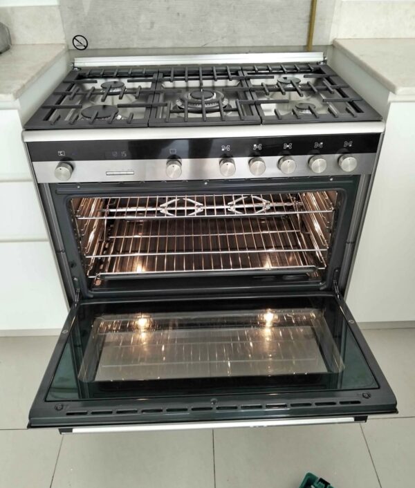 Used Siemens 5 burner gas oven Electric Cooker 90cm
