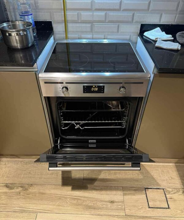 Used- Terim induction Cooker 60cm Modern & Efficient, Great Value - Image 3