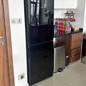 Used Hitachi Bottom Freezer Refrigerator Sleek Design, Excellent Performance
