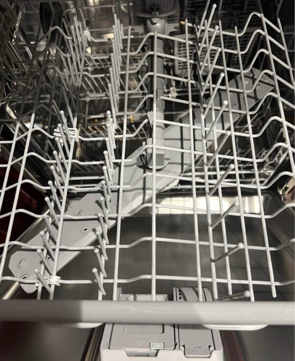 Used LG New Model Dishwasher Well-Maintained, High Capacity Copy - Image 4