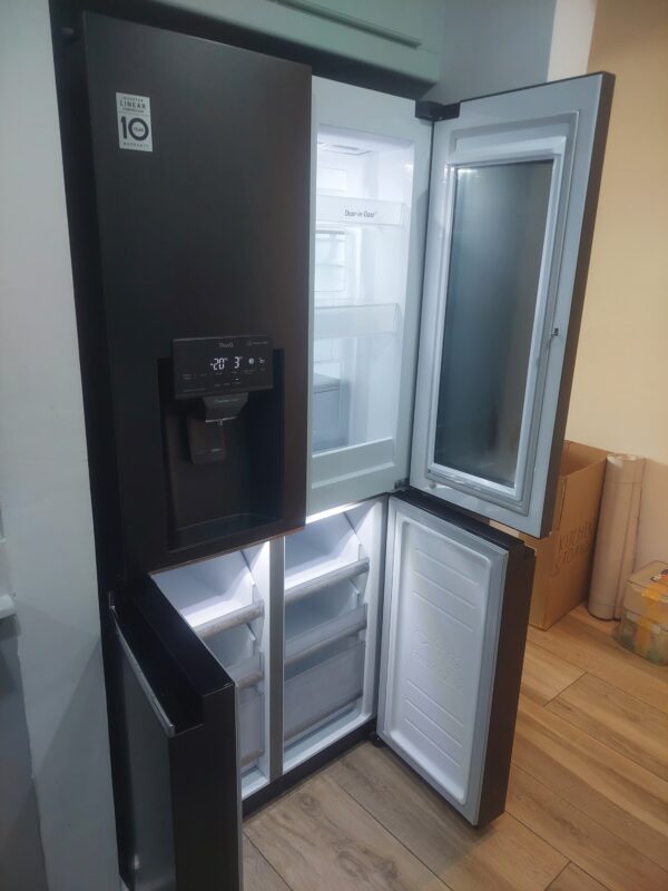 Used LG InstaView French Door Refrigerator With Water Dispenser ice Maker - Image 3